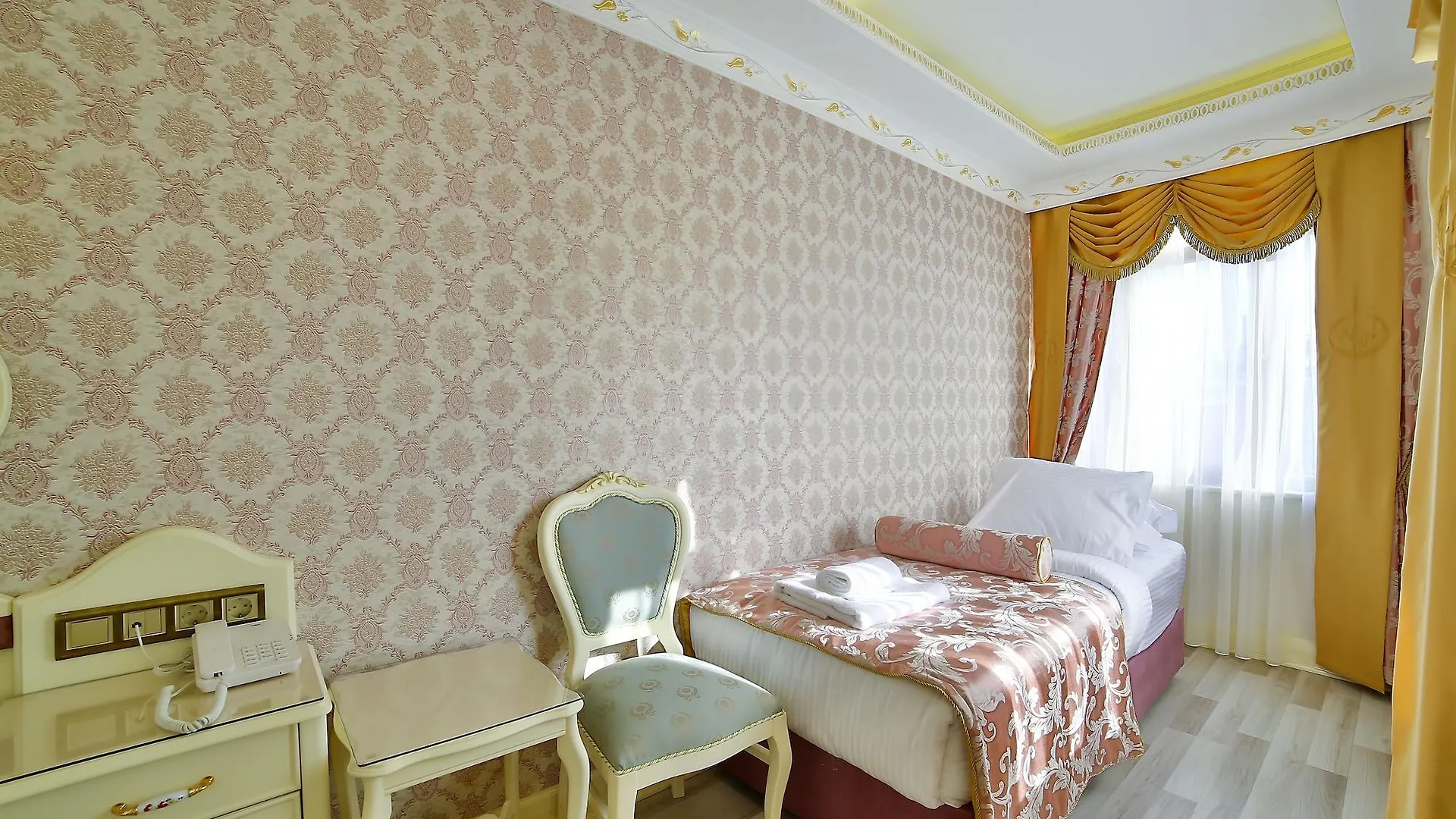 Nayla Palace Hotel Стамбул 2*,  Турция